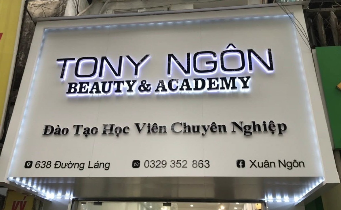 Biển quảng cáo bắt mắt khách hàng